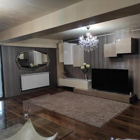 Apartament Lux Ultracentral Крайова Экстерьер фото